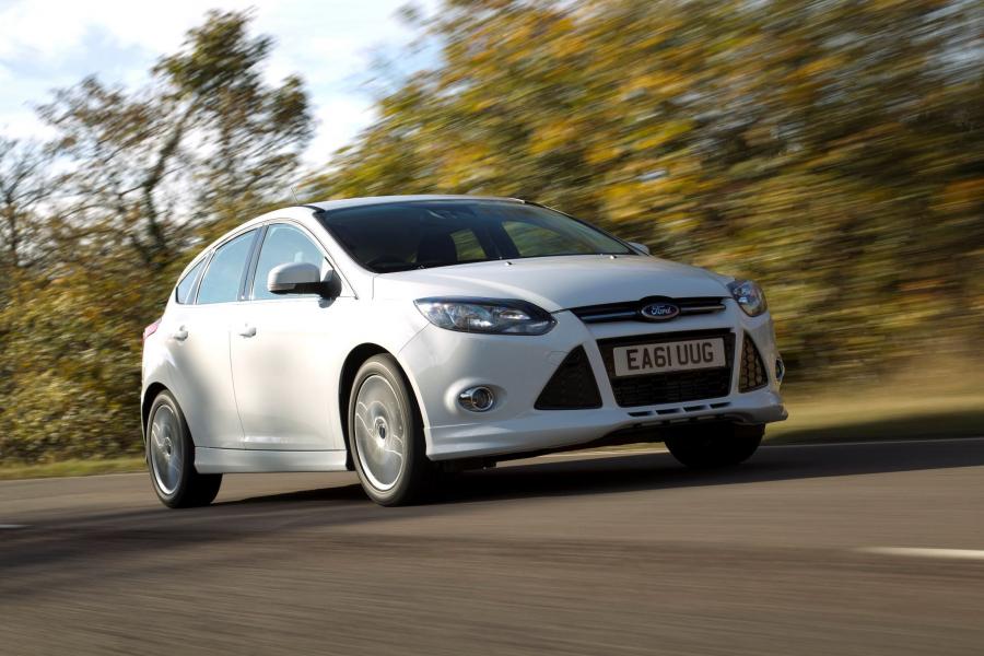  Ford Focus Zetec S 2012 года  (фото 3 из 6)